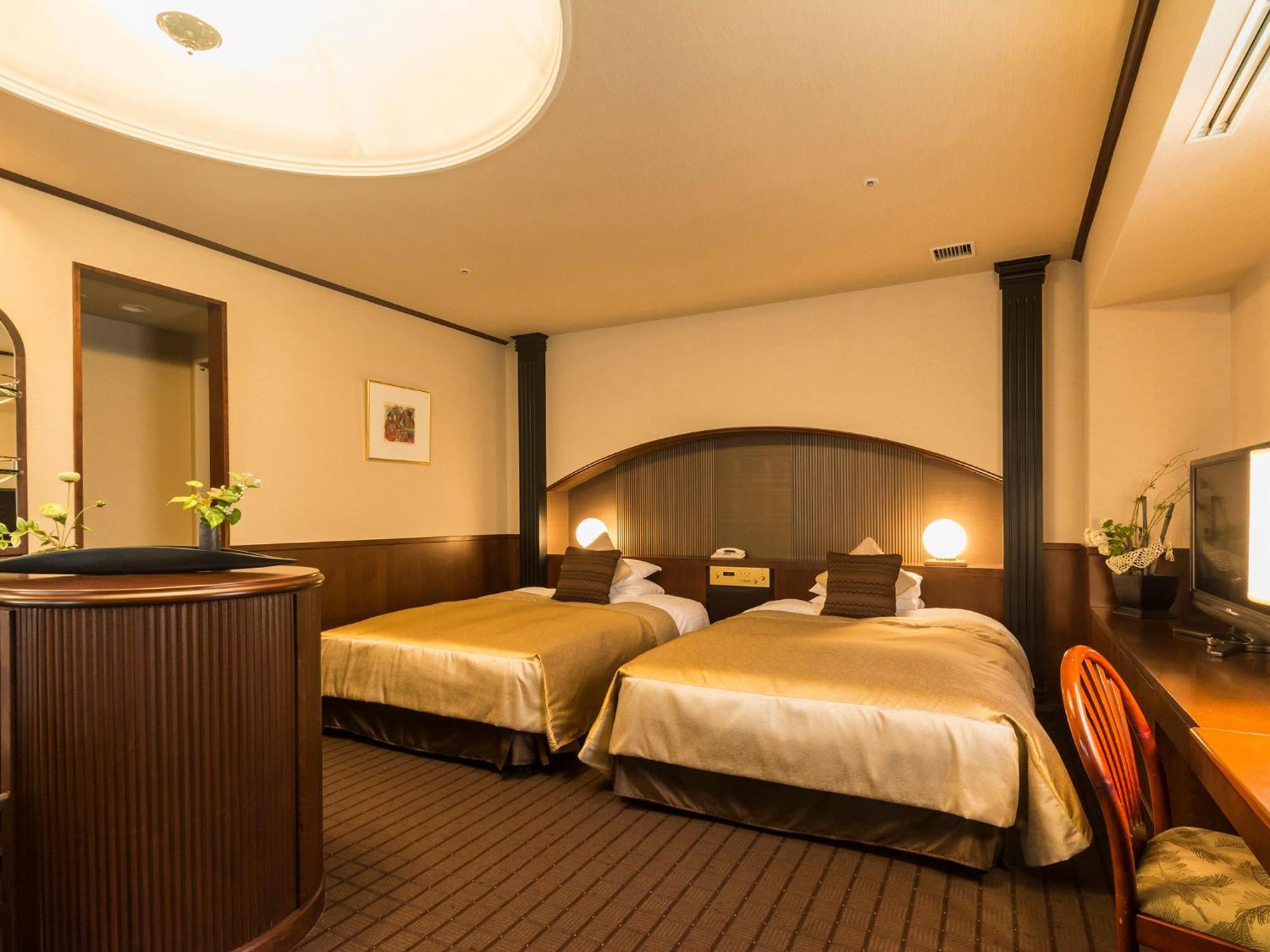 โรงแรมชิบุยะ เครสตัน โรงแรม 4*